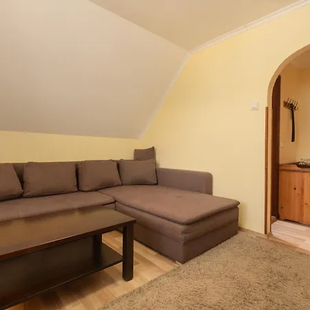 Janika بيت ضيافة