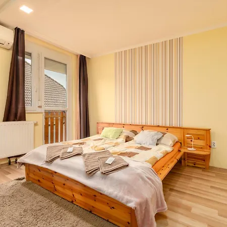 Janika ゲストハウス 3*