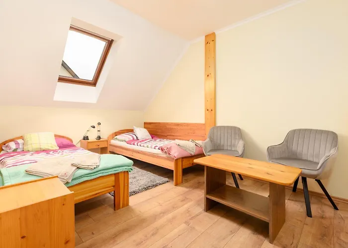 בית הארחה Janika פוניארצוושהג'