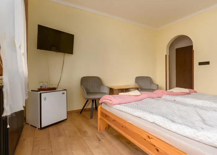 בית הארחה Janika