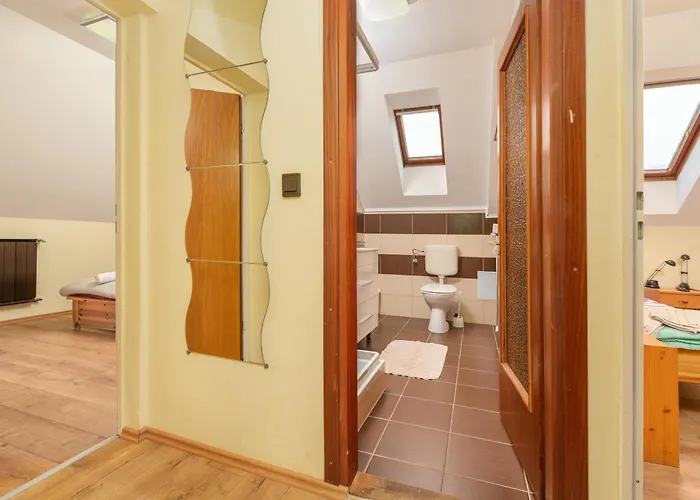 בית הארחה Janika